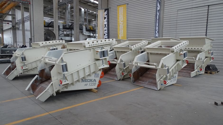 GF-S2200 Twin-Shaft Shredder